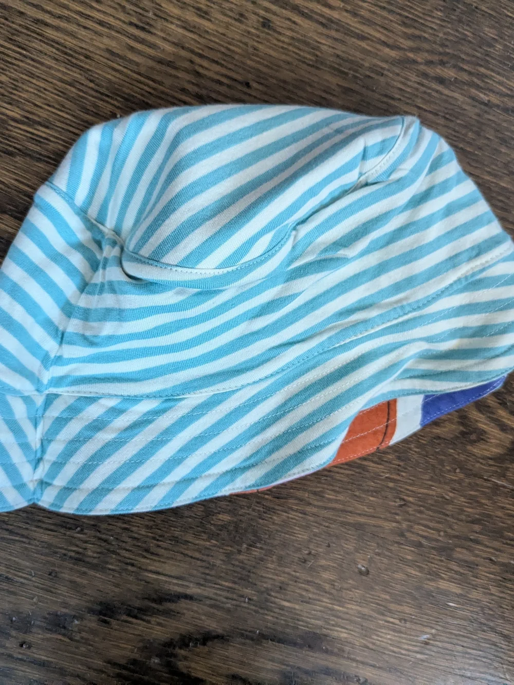 Mini Boden 2-6Y Rainbow Bird Reversible Jersey Hat 2016 NWT